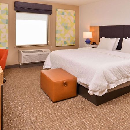 Hampton Inn Йорк Экстерьер фото