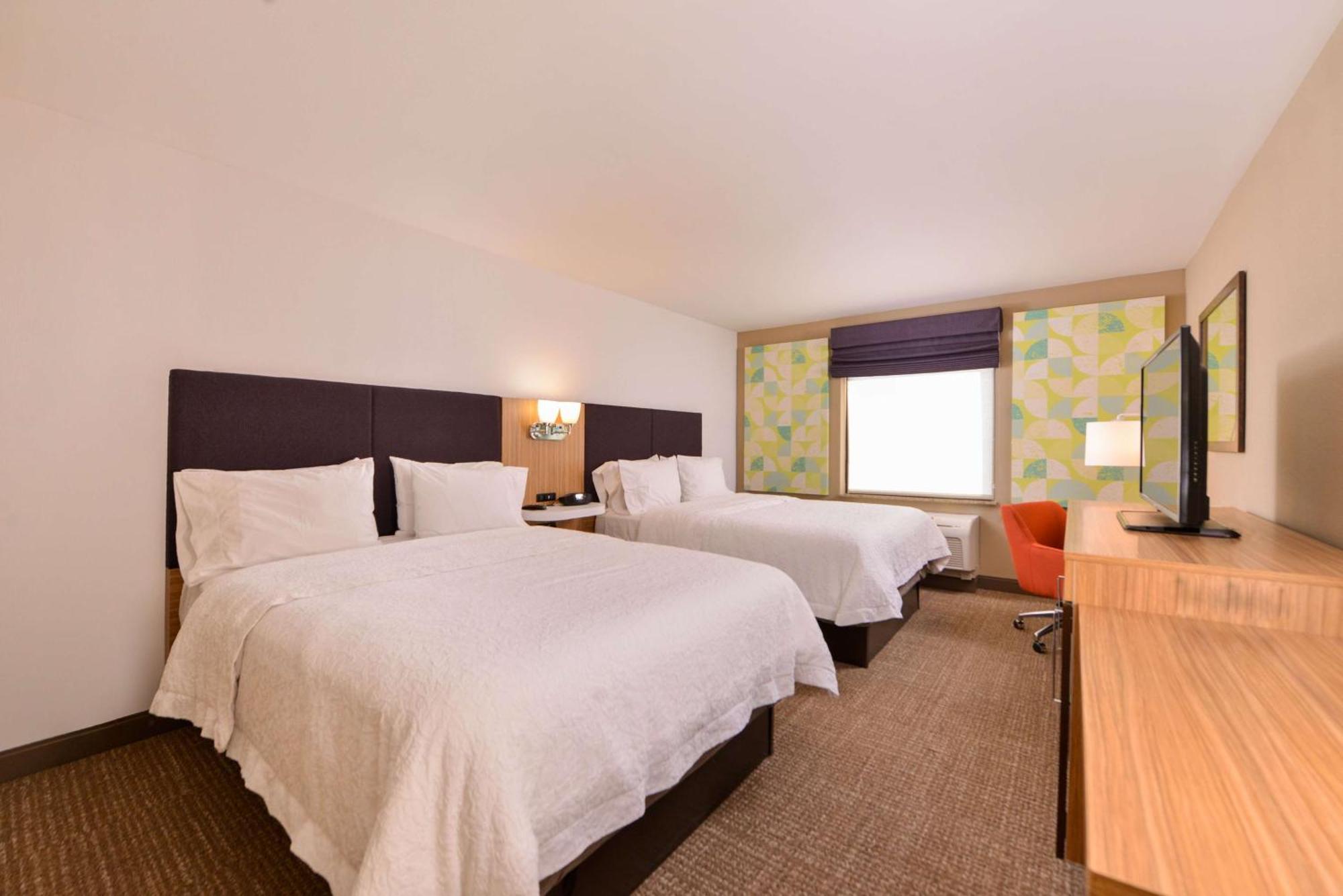 Hampton Inn Йорк Экстерьер фото